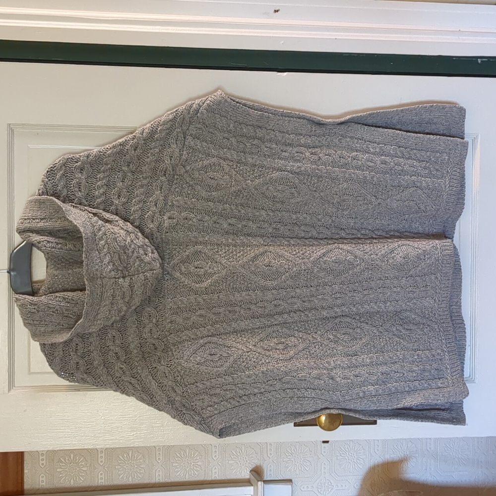 Aran Craft Merino Wool Button Cape Poncho - Picture 10 of 16